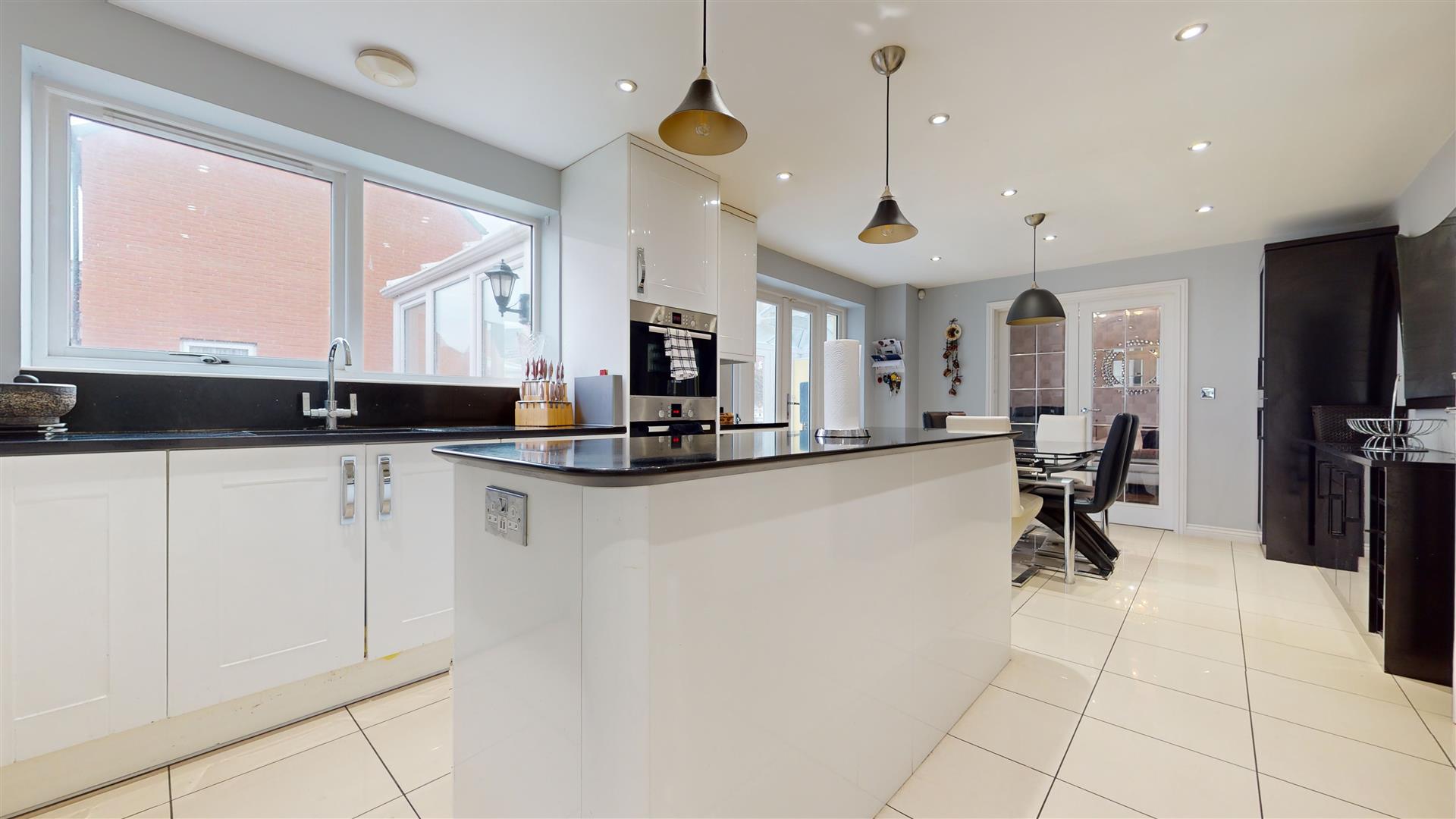 4 bed property in Southwold Crescent, Milton Keynes